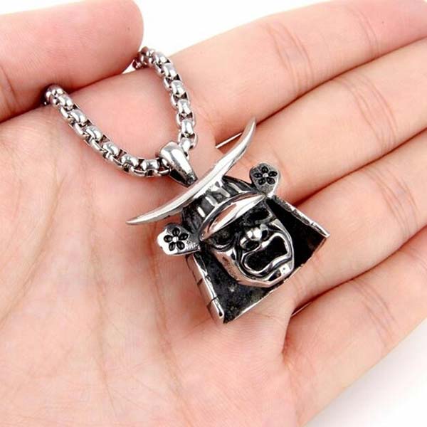 Pendentif guerrier japonais